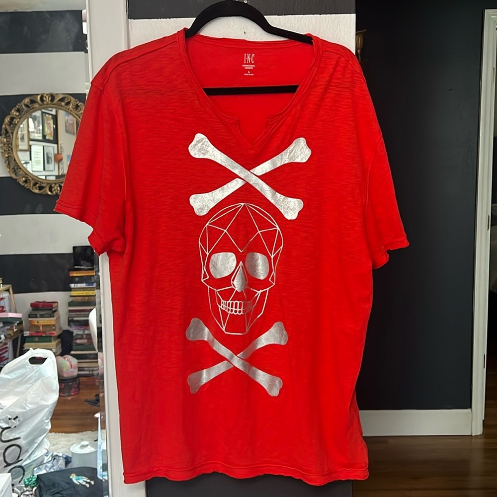 Men’s skull shirt